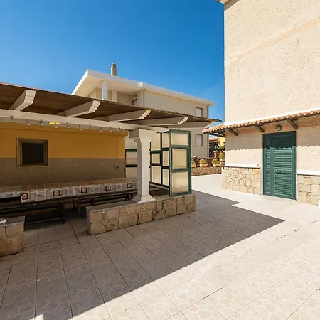 Affittasardegna - Quadri Alba Apartamento Castelsardo