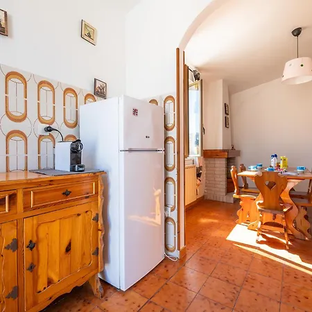 아파트 Affittasardegna - Quadri Alba *