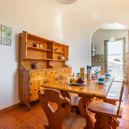 아파트 Affittasardegna - Quadri Alba