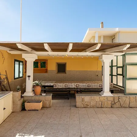 Affittasardegna - Quadri Alba Apartamento *