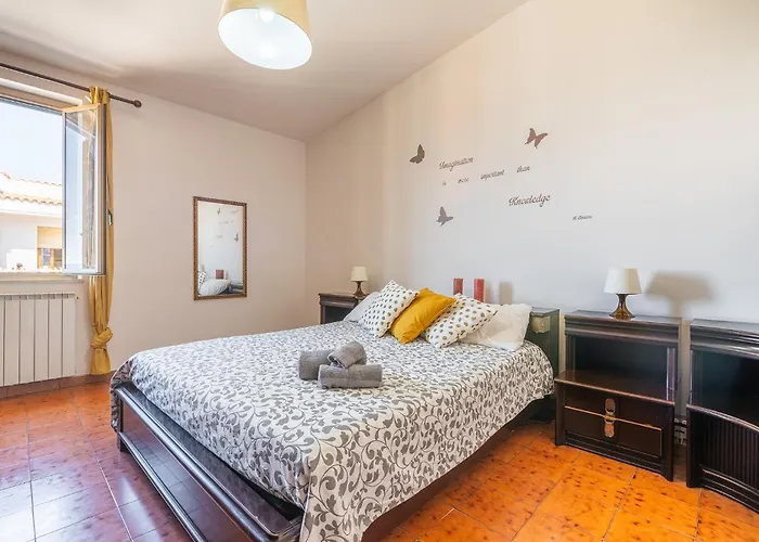 Affittasardegna - Quadri Alba Apartamento *