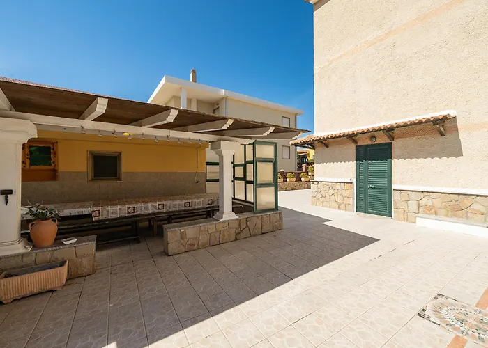 Affittasardegna - Quadri Alba Apartamento Castelsardo